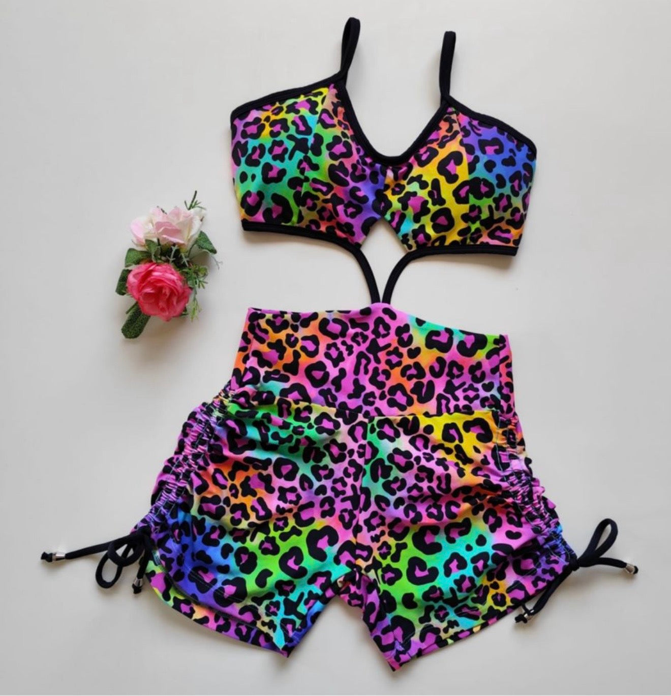 PRE-VENTA ENTERIZO CORTO ANIMAL PRINT