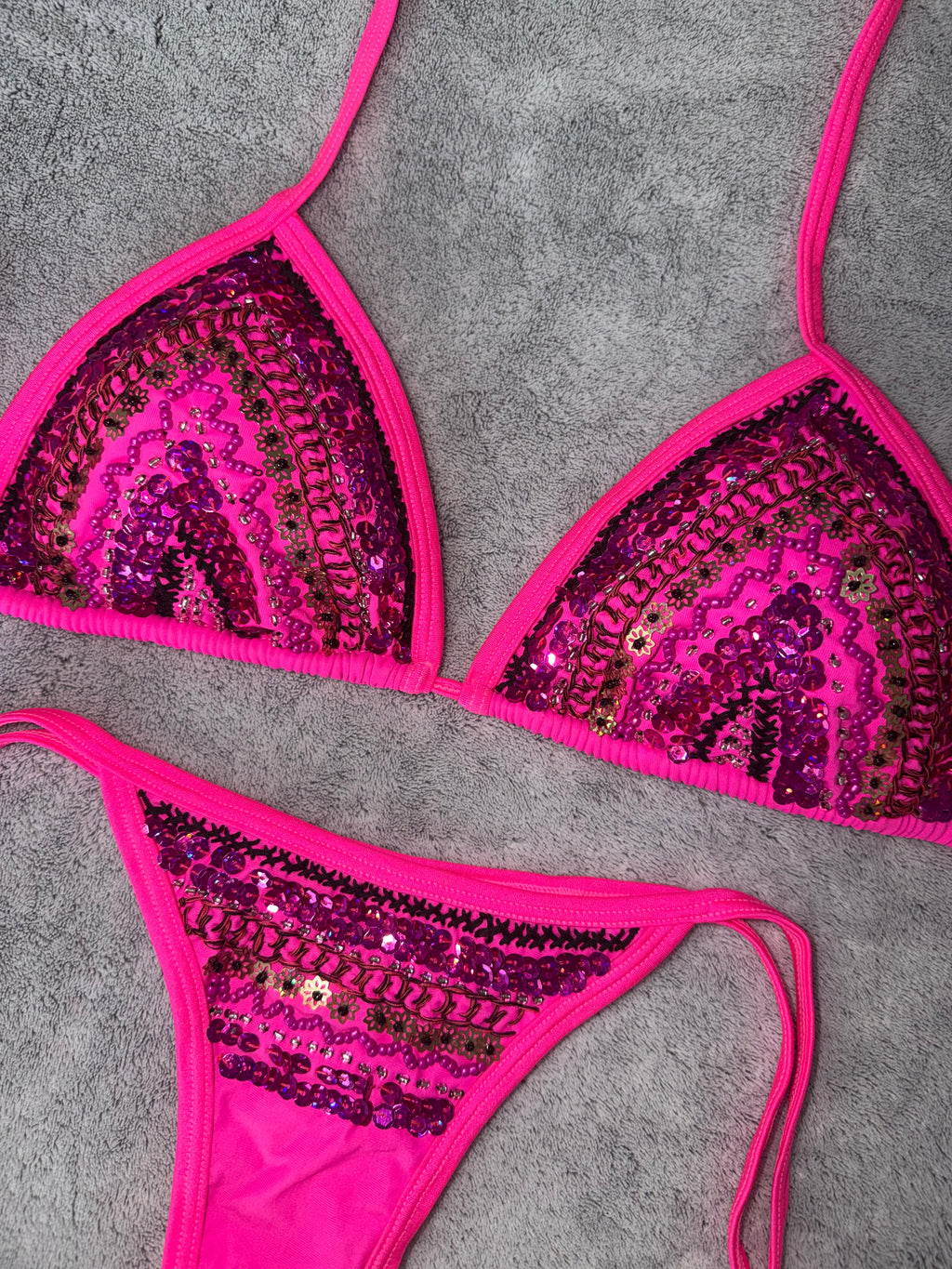 BIKINI ARTESANAL HOT PINK