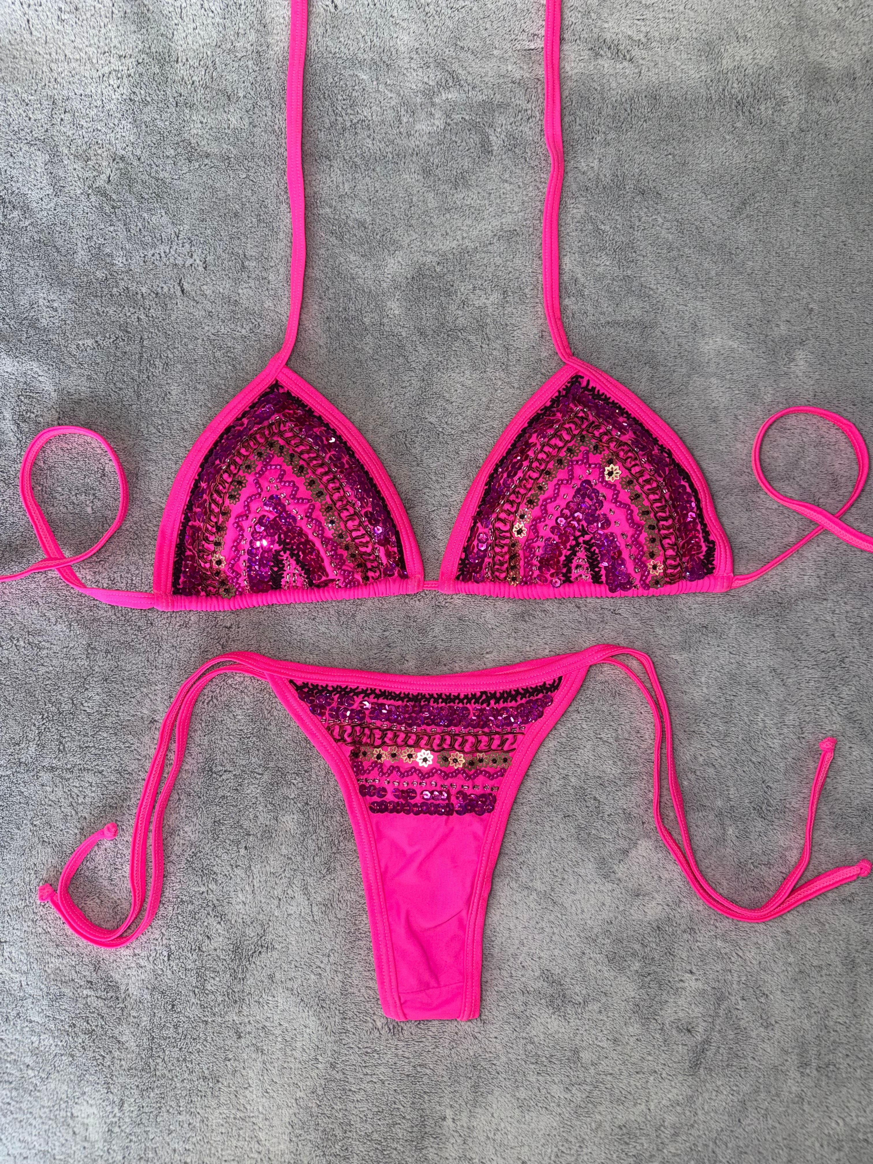 BIKINI ARTESANAL HOT PINK